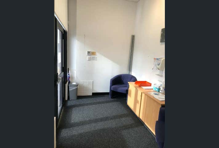 2/21 Catherine Bentley WA 6102 - Image 14