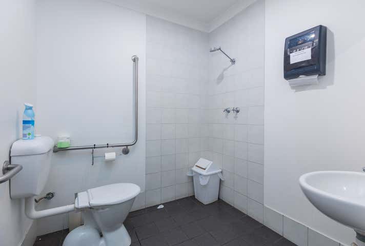 2/10 Bushland Ridge Bibra Lake WA 6163 - Image 16