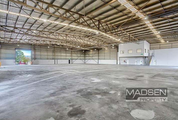 2 Stradbroke Street Heathwood QLD 4110 - Image 4