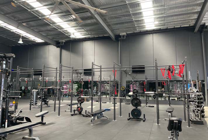 22 Remount Way Cranbourne West VIC 3977 - Image 2