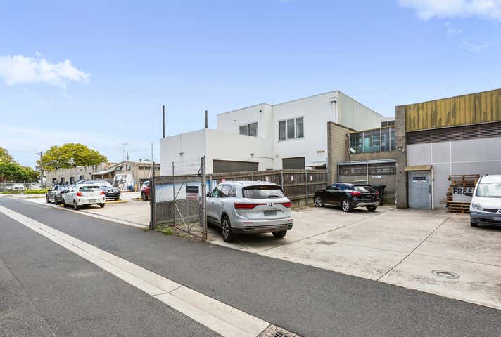 53 West Fyans Street Newtown VIC 3220 - Image 6