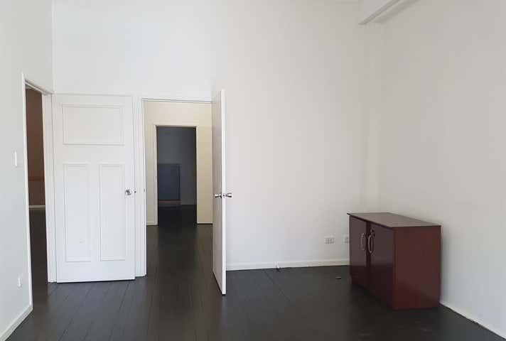 29 Shields St Cairns City QLD 4870 - Image 9