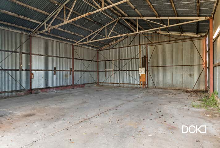 Rear 6 Walls Street Eaglehawk VIC 3556 - Image 1