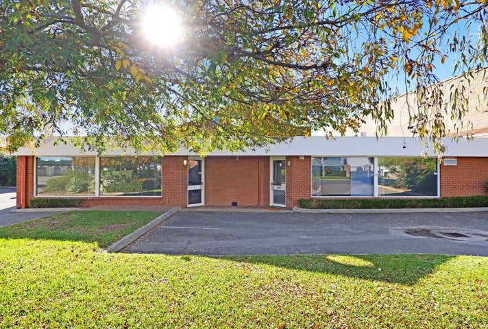 2 Somersby Road Welshpool WA 6106 - Image 1