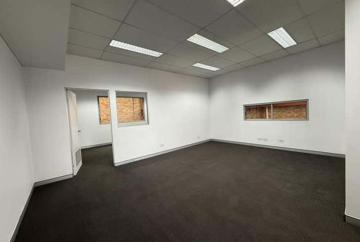 Unit 2, 10 Cunningham Street Moorebank NSW 2170 - Image 7