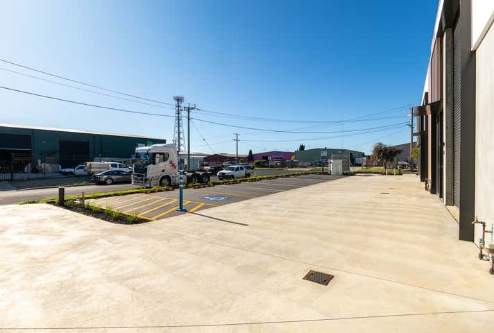 2/21 Everist Road Ocean Grove VIC 3226 - Image 3