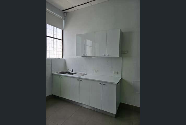 13 Upton Street, Bundall, Ground, 13 Upton Street Bundall QLD 4217 - Image 6