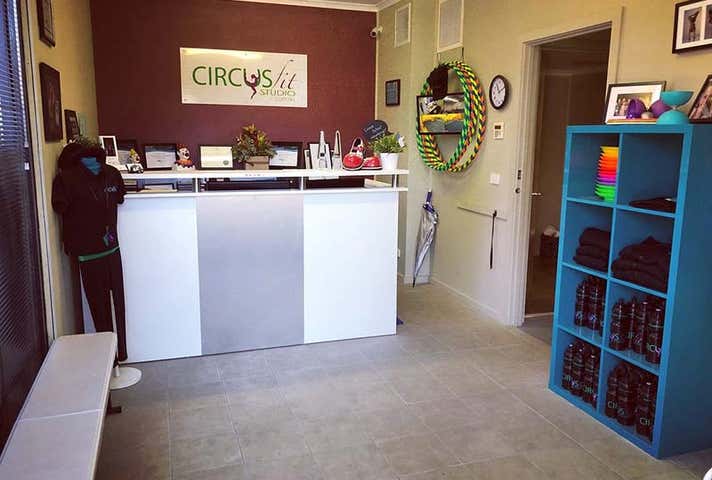 1/8 Elm Park Drive Hoppers Crossing VIC 3029 - Image 2