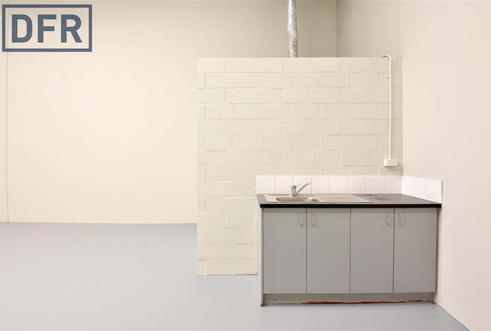 5/3 Toynbee Way Port Kennedy WA 6172 - Image 4