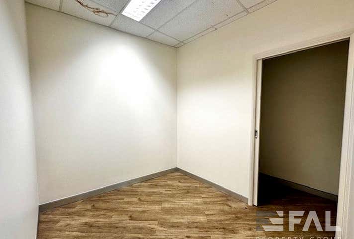 Shop  7, 100 Coonan Street Indooroopilly QLD 4068 - Image 5