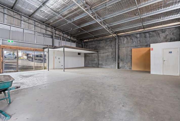 59 Lords Place Orange NSW 2800 - Image 2