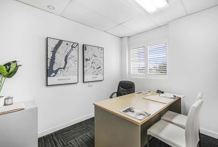 2 Kalimna Drive Broadbeach Waters QLD 4218 - Image 19