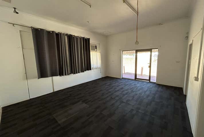 201 South Western Highway Armadale WA 6112 - Image 12