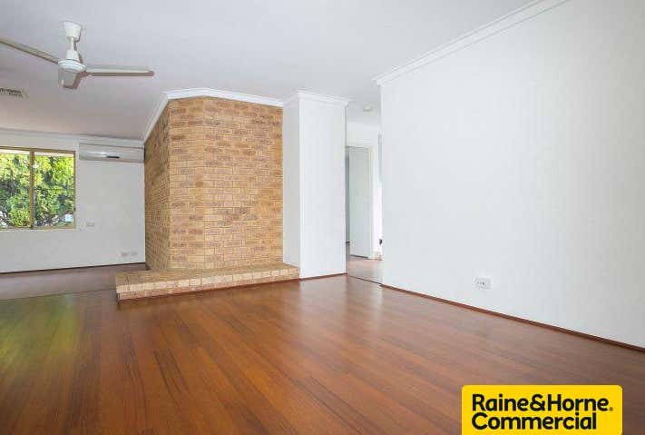 88 Farrington Road Leeming WA 6149 - Image 14