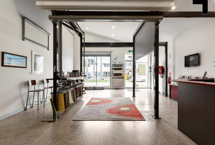 17 Tudor Street Burwood VIC 3125 - Image 2