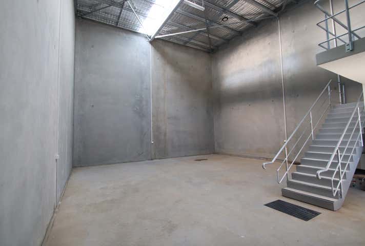 38/10 Sylvester Avenue Unanderra NSW 2526 - Image 2