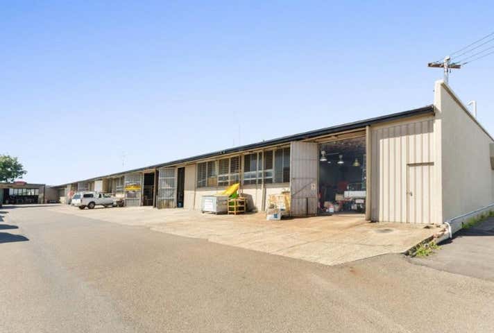 The Market, 25 Keane Street Currajong QLD 4812 - Image 7