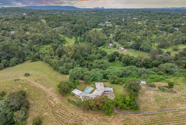 121 Lancing Street Pullenvale QLD 4069 - Image 27