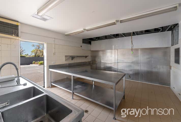 504 Plenty Road Mill Park VIC 3082 - Image 3