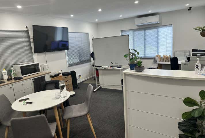 30 Badminton Street Mount Gravatt East QLD 4122 - Image 2