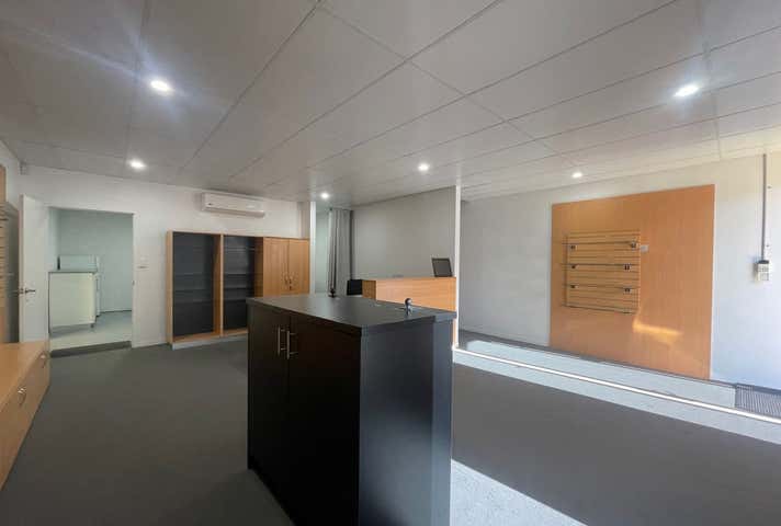 Unit 6, 41 Fortitude Boulevard Wangara WA 6065 - Image 4