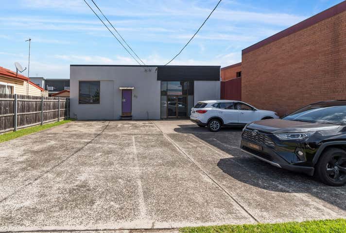 CBD warehouse with car park, 88 Kenny Street Wollongong NSW 2500 - Image 1