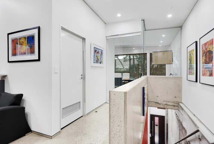 4/34 Commercial Road Newstead QLD 4006 - Image 3
