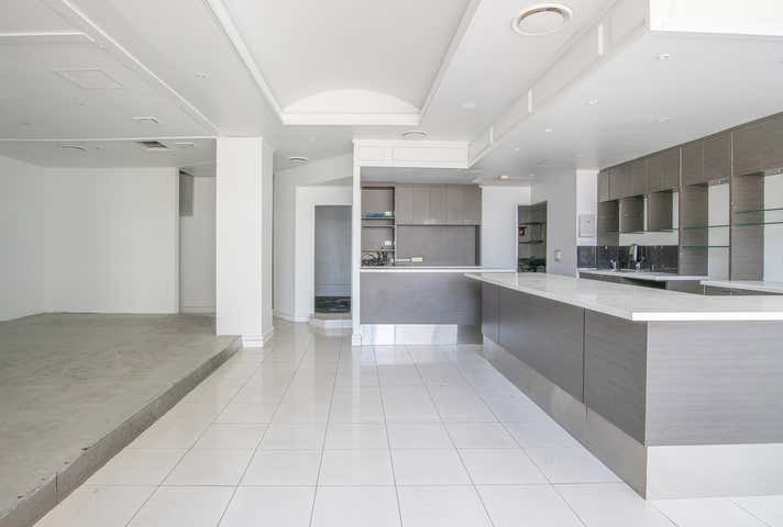 10-11, 9 Beach Rd Surfers Paradise QLD 4217 - Image 9