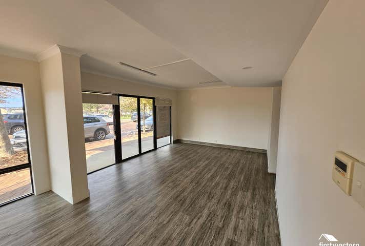 32 Nottinghill Street Joondalup WA 6027 - Image 6