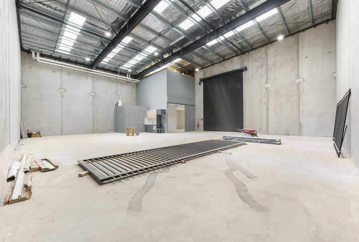 18 Lonhro Boulevard Cranbourne West VIC 3977 - Image 14