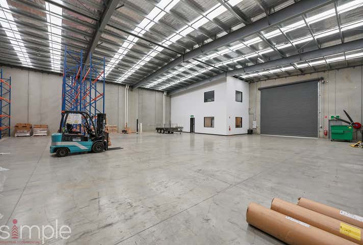 7 Hamersley Drive Clyde North VIC 3978 - Image 13