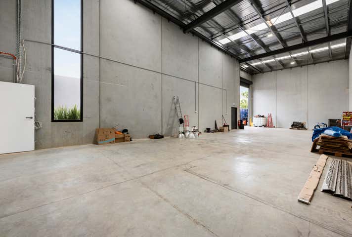 14, 96-106 Merrindale Drive Croydon VIC 3136 - Image 2