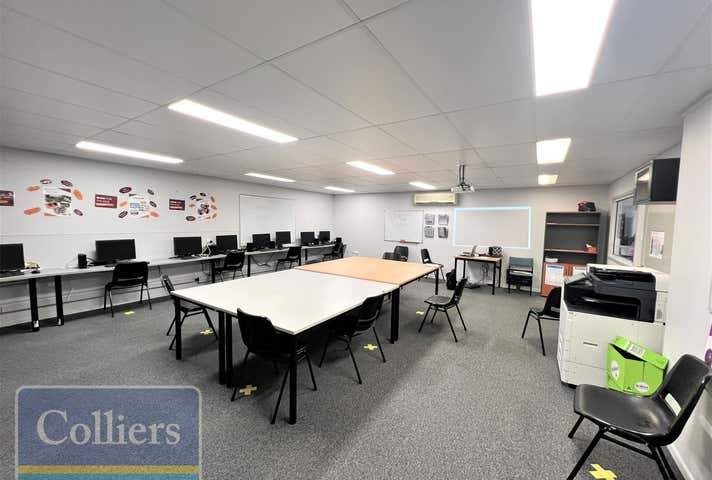 2/199 Ingham Road West End QLD 4810 - Image 13