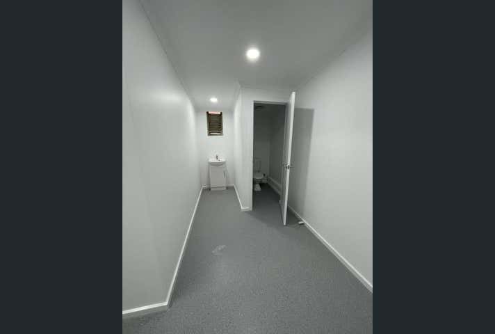 Shop 11 The Globe 580 Dean Street Albury NSW 2640 - Image 6