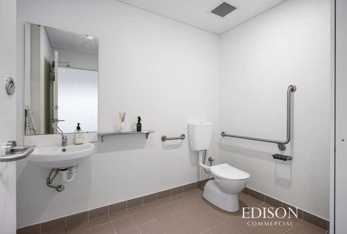 Suite 18/210 Queen Victoria Street North Fremantle WA 6159 - Image 10