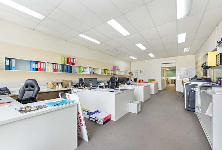 33-35 Martin Place Glen Waverley VIC 3150 - Image 14