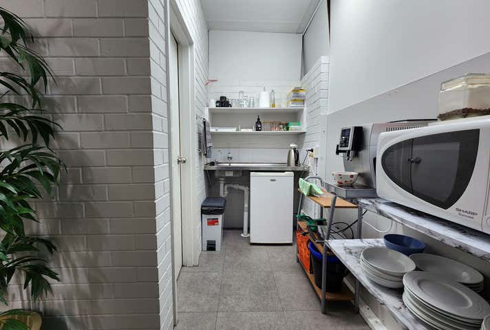 1/8 Baretta Road Wangara WA 6065 - Image 12