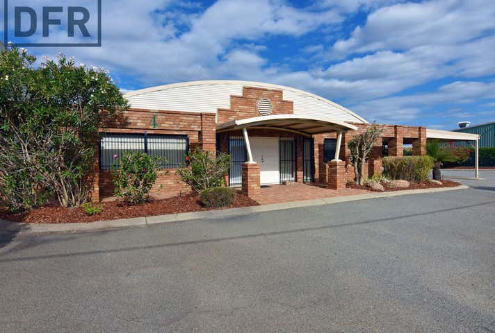 4 Kalmia Road Bibra Lake WA 6163 - Image 5