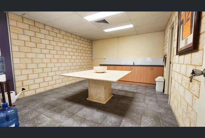 5a/242 Beringarra Avenue Malaga WA 6090 - Image 10