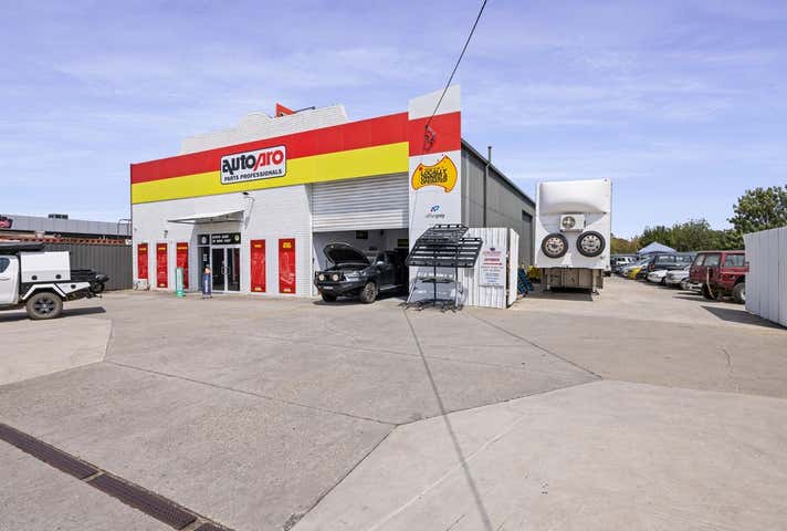 719 Drome Street East Albury NSW 2640 - Image 6