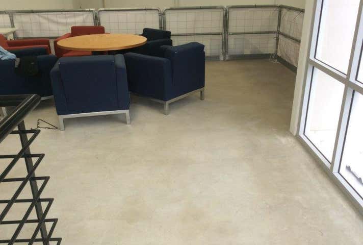 2/2 Bombardier Rd Wangara WA 6065 - Image 8