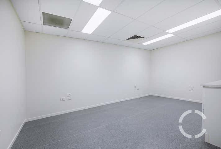 18/8 Catherine Street Woolloongabba QLD 4102 - Image 4