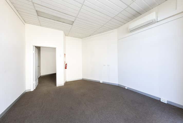 6 and 8, 92 Railway  Street South Altona VIC 3018 - Image 4
