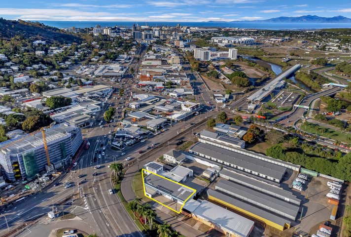 16 Ingham Road West End QLD 4810 - Image 9