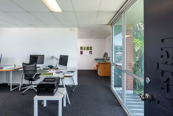 15 Nariel Street Albion QLD 4010 - Image 8