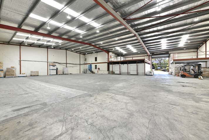 53 Garema Circuit Kingsgrove NSW 2208 - Image 4