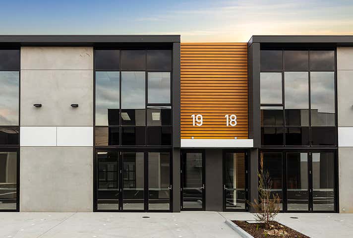 18/132-140 Keys Road Cheltenham VIC 3192 - Image 1