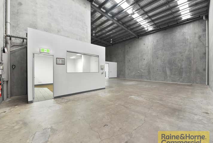 3/8 Navigator Place Hendra QLD 4011 - Image 4