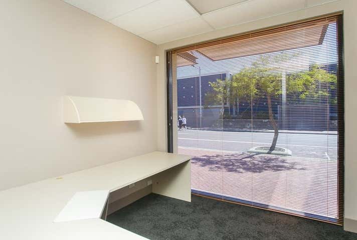 2 / 3 Boas Avenue Joondalup WA 6027 - Image 14