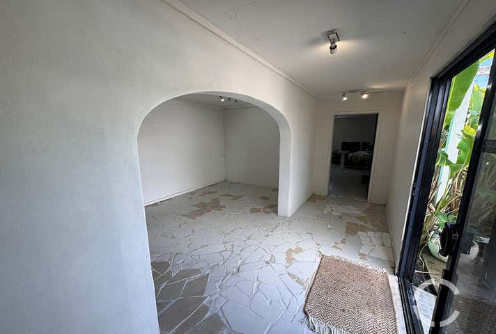 67 George Street Moffat Beach QLD 4551 - Image 2